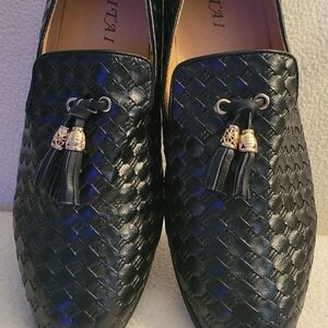 JITAI Black Gold Medal Tassel Loafers.